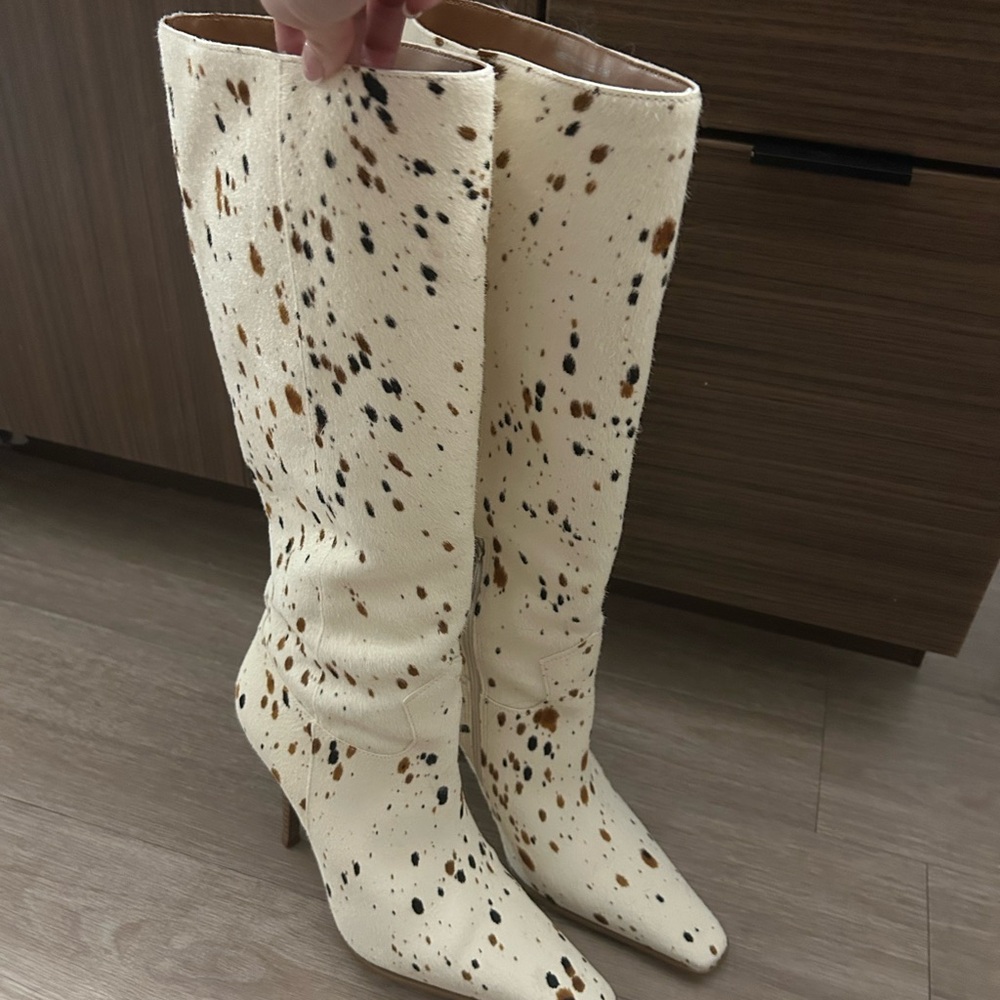 Steve Madden Westcot-H Cowhide Print Knee High Boots Size [8.5]